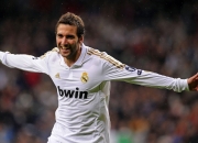 PG电子娱乐官网下载-楚阿梅尼惊天远射点燃巨龙，葡萄牙主场完胜塞维利亚展现战术压制