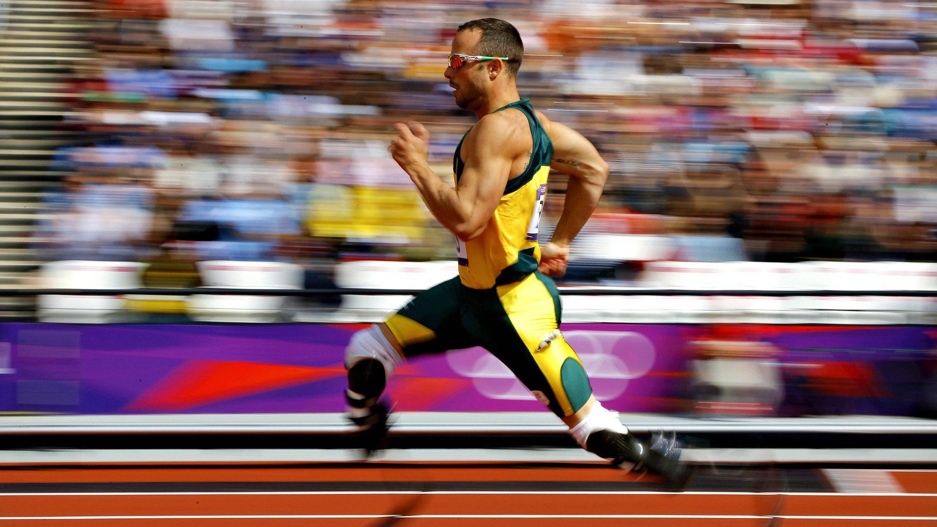 绿茵烽火，当巴斯托尼的利刃刺穿冰岛防线，波兰奏响唯一性狂想曲