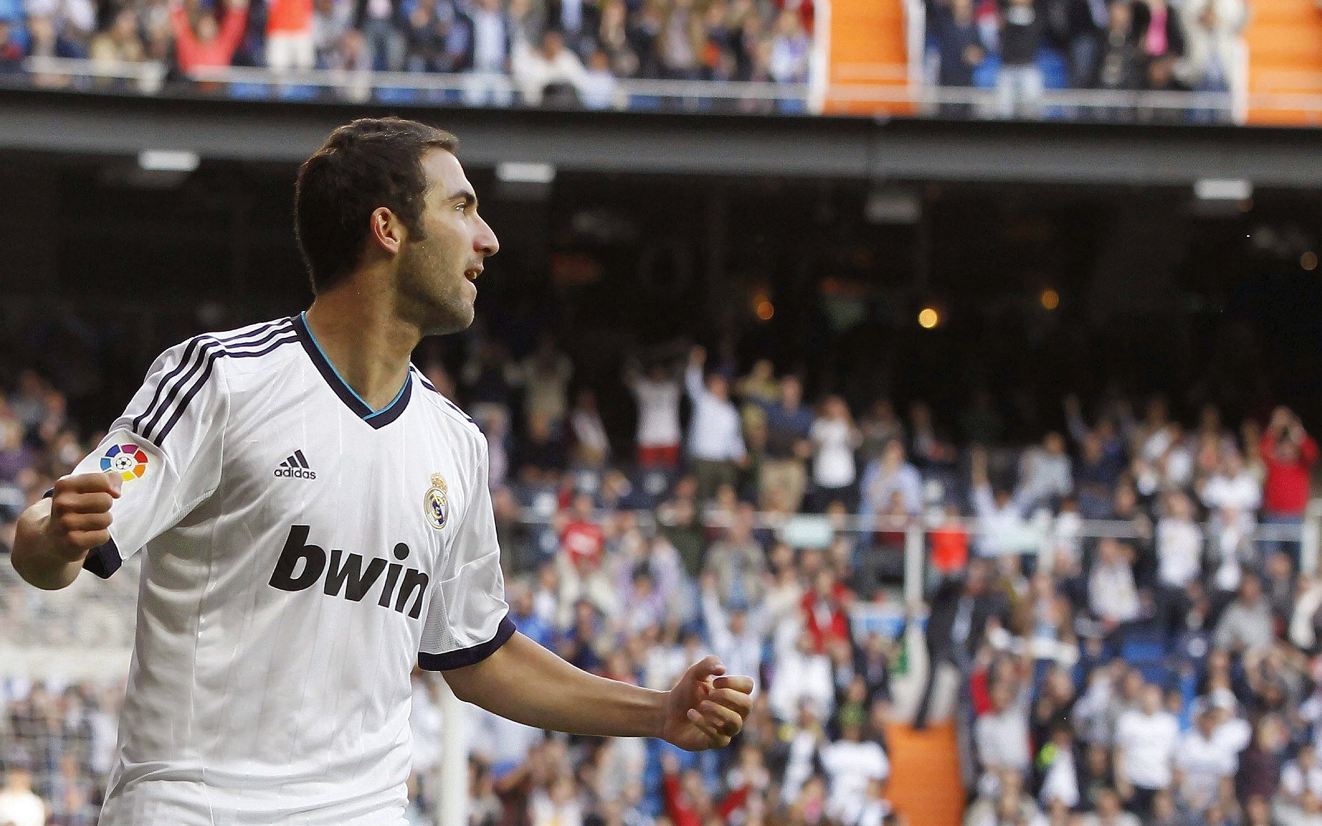 从德甲争冠焦点战到鹈鹕击败独行侠，竞技体育的宿命与突围