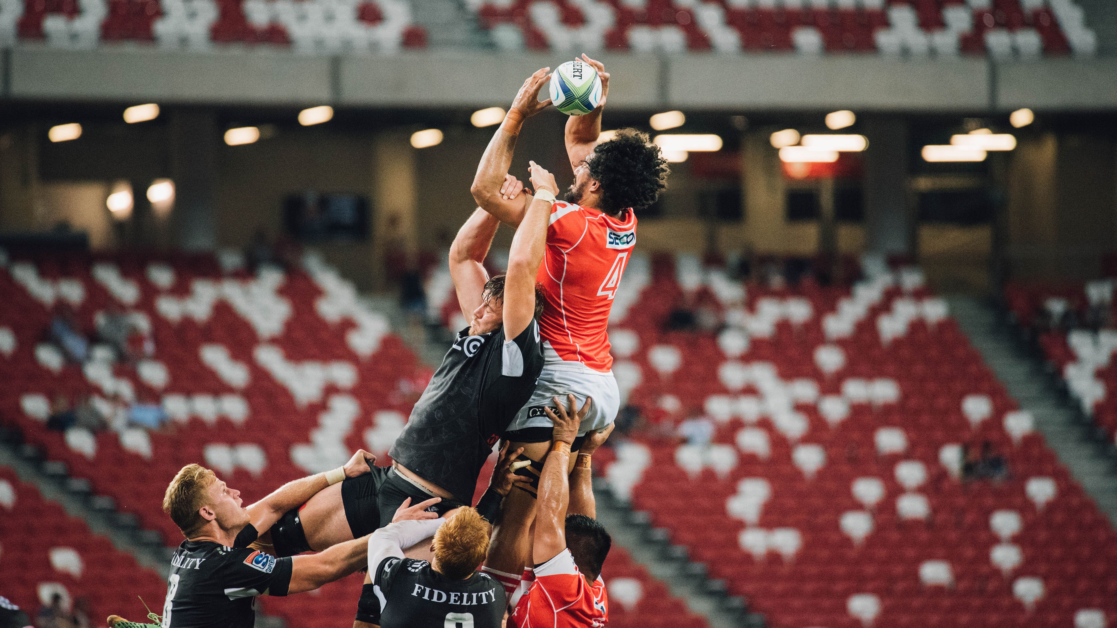 赛道上的逆袭，阿隆索状态火热，雷诺车队绝杀梅赛德斯